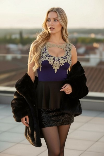 Női alkalmi felső M/L kék csipkével peplum